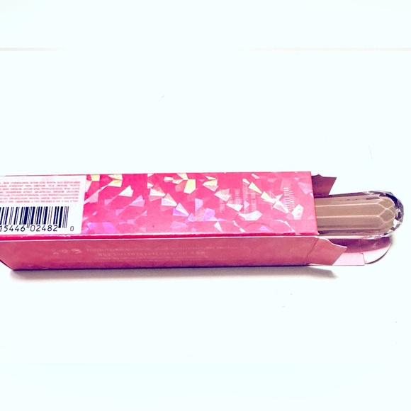 Jeffree Star Magic Star Concealer - Picture 3 of 6